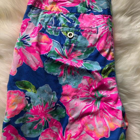 Lilly Pulitzer, The Chipper Short 10 inch inseam - Picture 4 of 4